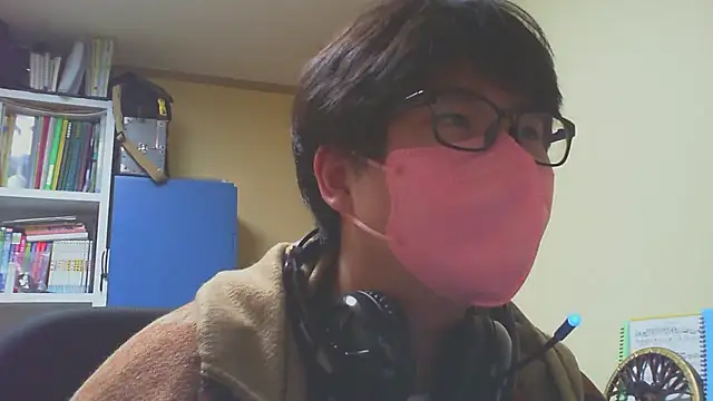 Snapshot of malibu876 chatting on January 18, 2026, 4:22 pm malibu876 online show from January 18, 2026, 4:22 pm