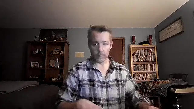 chrisw8140 online show from March 3, 2026, 5:02 am