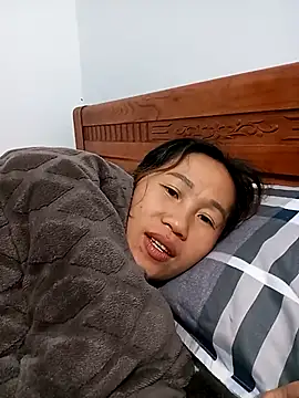 Snapshot of CML93 chatting on February 4, 2026, 1:39 pm CML93 online show from February 4, 2026, 1:39 pm