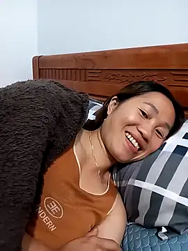 Snapshot of CML93 chatting on February 19, 2026, 2:13 pm CML93 online show from February 19, 2026, 2:13 pm