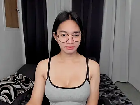 Asian Bigcock Marian online show from May 11, 2026, 7:33 pm