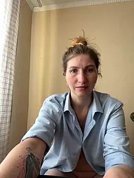  Crystal 2 online show from February 22, 2026, 1:20 pm