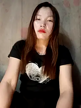 natra0033 online show from April 3, 2026, 9:29 am