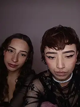 AlexxaAndRileyy online show from March 4, 2026, 10:27 pm