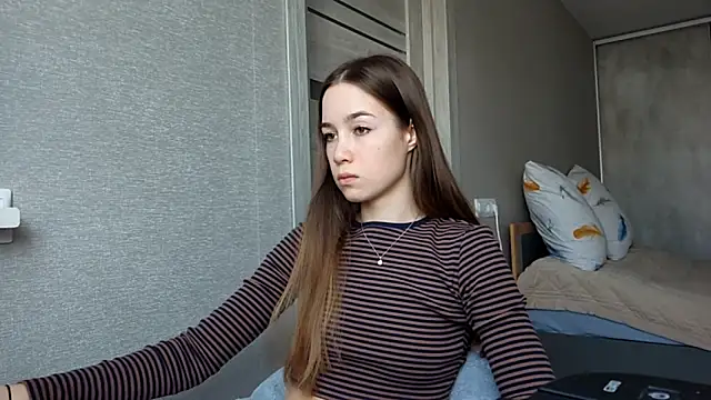 SherrylMaler online show from January 14, 2026, 4:18 am