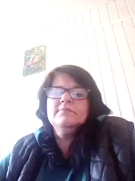 NysiOlsen online show from April 17, 2026, 9:56 am