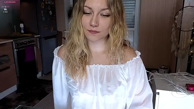 Snapshot of missyourtouch chatting on February 10, 2026, 8:24 pm missyourtouch online show from February 10, 2026, 8:24 pm