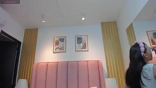 xXxSamantha   online show from February 27, 2026, 7:58 pm