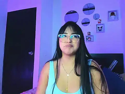 Penelopeflame18 online show from January 13, 2026, 1:11 am