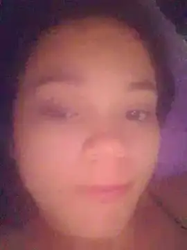 Snapshot of AdharaCusan chatting on February 5, 2026, 1:16 pm AdharaCusan online show from February 5, 2026, 1:16 pm