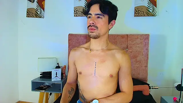 Snapshot of Ethan_Briggs_ chatting on February 12, 2026, 3:45 am Ethan Briggs online show from February 12, 2026, 3:45 am