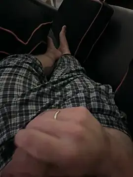 Snapshot of Ksaderfoz chatting on March 27, 2026, 11:59 pm Ksaderfoz online show from March 27, 2026, 11:59 pm