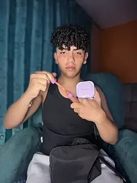 Snapshot of Nick_Twink chatting on February 14, 2026, 4:42 am Nick Twink online show from February 14, 2026, 4:42 am