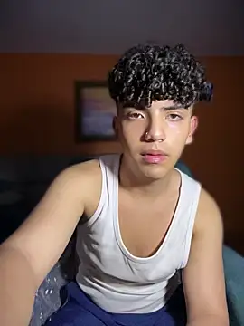 Snapshot of Nick_Twink chatting on February 24, 2026, 3:59 am Nick Twink online show from February 24, 2026, 3:59 am