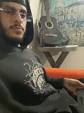 liyamjunior online show from February 21, 2026, 6:14 am