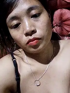 miumiu sexy2x online show from April 9, 2026, 1:16 pm