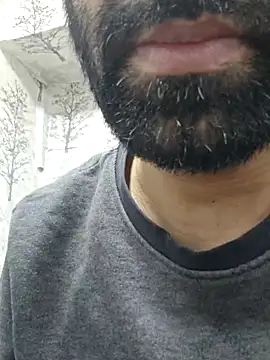 Snapshot of marcosdiaz987 chatting on February 18, 2026, 5:25 am marcosdiaz987 online show from February 18, 2026, 5:25 am