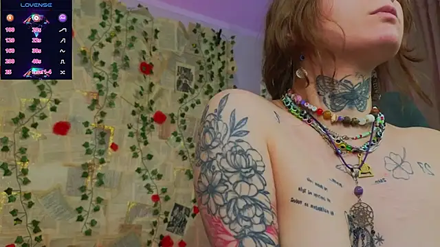 Lappyloo online show from February 15, 2026, 7:51 am