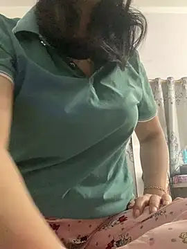 Snapshot of emgaisayhi chatting on February 17, 2026, 2:57 pm emgaisayhi online show from February 17, 2026, 2:57 pm