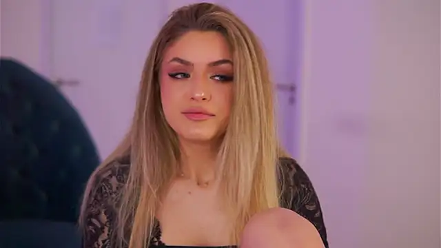 Snapshot of NayaQuinn chatting on January 18, 2026, 7:06 pm NayaQuinn online show from January 18, 2026, 7:06 pm