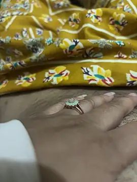 yourdollyy online show from February 23, 2026, 9:01 pm