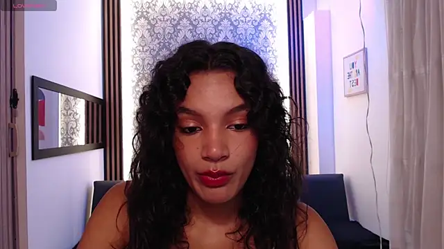 Nyxx Velariia online show from March 2, 2026, 1:51 pm