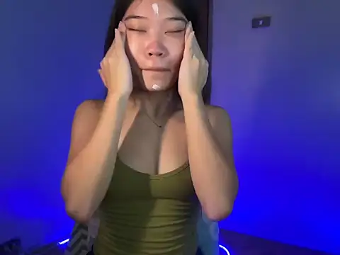 lovely amara19 online show from March 24, 2026, 6:18 am