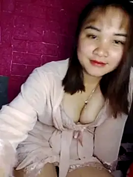 Lisakeem online show from February 5, 2026, 5:23 am