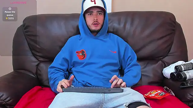 Salvattore Muller online show from March 26, 2026, 12:39 am