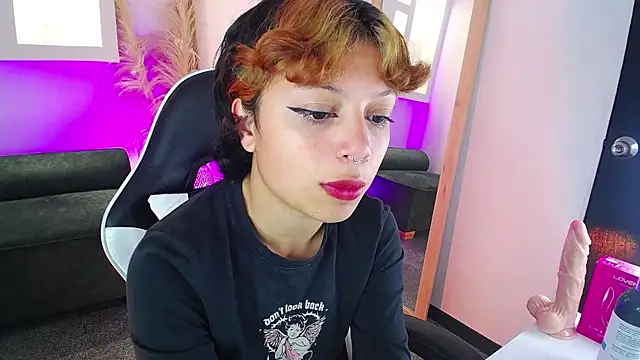 melodyy as online show from April 1, 2026, 12:50 pm