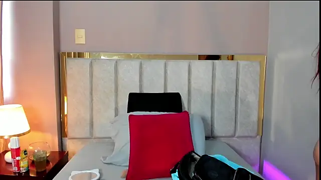 TessaMonroee online show from February 27, 2026, 6:19 pm