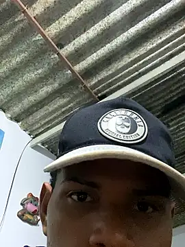 Xavie1 online show from January 14, 2026, 2:39 am