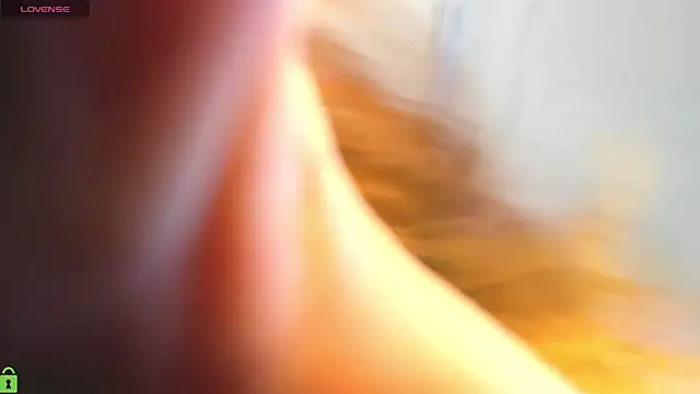 Snapshot of Eva_Anderson chatting on February 15, 2026, 1:24 am Eva Anderson online show from February 15, 2026, 1:24 am