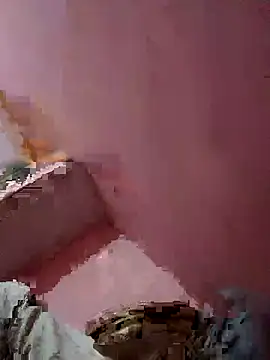 Snapshot of Cutiepie91 chatting on April 15, 2026, 2:40 am Cutiepie91 online show from April 15, 2026, 2:40 am