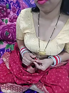 Snapshot of VikasViralStudios chatting on April 19, 2026, 7:51 am VikasViralStudios online show from April 19, 2026, 7:51 am