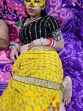 Snapshot of VikasViralStudios chatting on April 21, 2026, 7:47 am VikasViralStudios online show from April 21, 2026, 7:47 am