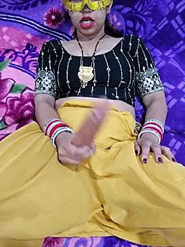 Snapshot of VikasViralStudios chatting on April 21, 2026, 7:50 pm VikasViralStudios online show from April 21, 2026, 7:50 pm