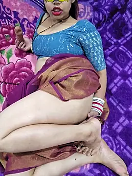 Snapshot of VikasViralStudios chatting on May 6, 2026, 7:46 am VikasViralStudios online show from May 6, 2026, 7:46 am