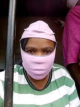 KAT AND DEE online show from February 2, 2026, 2:27 pm