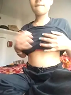 Snapshot of knightqueen12 chatting on February 6, 2026, 4:39 am knightqueen12 online show from February 6, 2026, 4:39 am