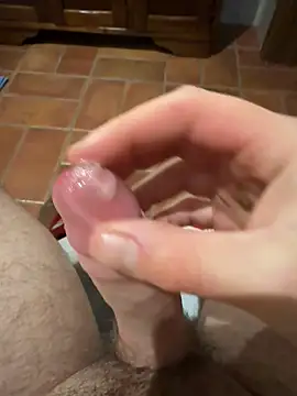 Snapshot of badCecio chatting on February 22, 2026, 1:53 pm badCecio online show from February 22, 2026, 1:53 pm