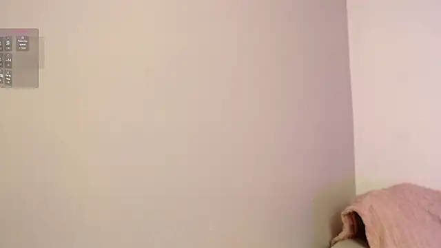 chloe peach  online show from March 27, 2026, 12:27 pm