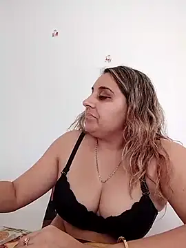 AntoAntonianna online show from February 8, 2026, 9:56 am