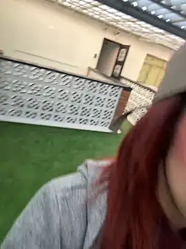 elodie rouge online show from February 26, 2026, 12:15 pm