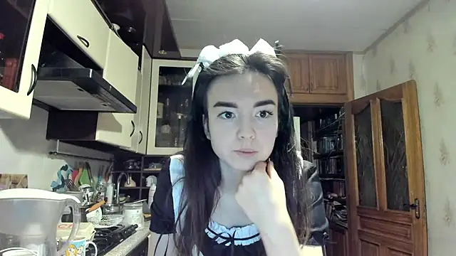 Snapshot of Kiticat chatting on February 28, 2026, 6:42 pm Kiticat online show from February 28, 2026, 6:42 pm