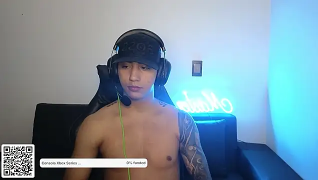 Snapshot of cash_master888 chatting on February 17, 2026, 10:05 pm cash master888 online show from February 17, 2026, 10:05 pm