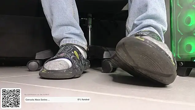 Snapshot of cash_master888 chatting on February 20, 2026, 6:52 pm cash master888 online show from February 20, 2026, 6:52 pm