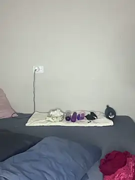 Snapshot of CacauShow01 chatting on February 21, 2026, 4:02 am CacauShow01 online show from February 21, 2026, 4:02 am