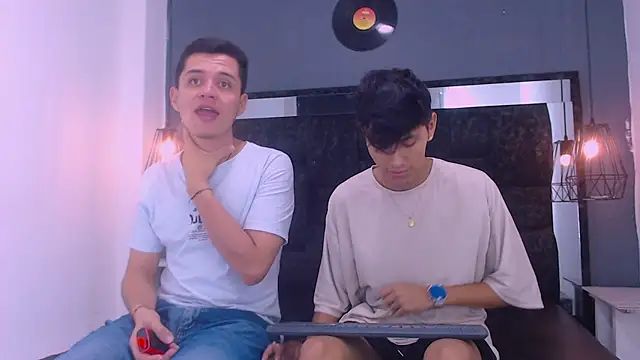 James And Kenet online show from March 2, 2026, 12:12 pm