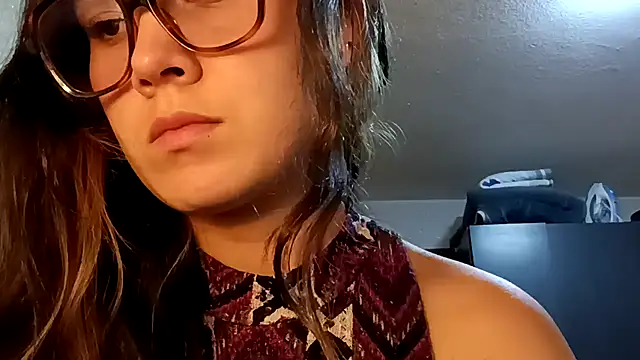 Raven  5 online show from February 11, 2026, 1:10 am